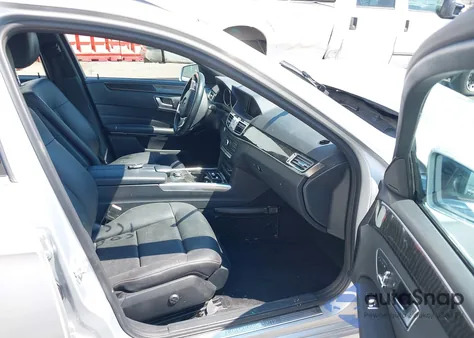 2016 Mercedes-Benz E 350 4Matic z USA, uszkodzony, nr VIN KNAGM4A7XE5469917